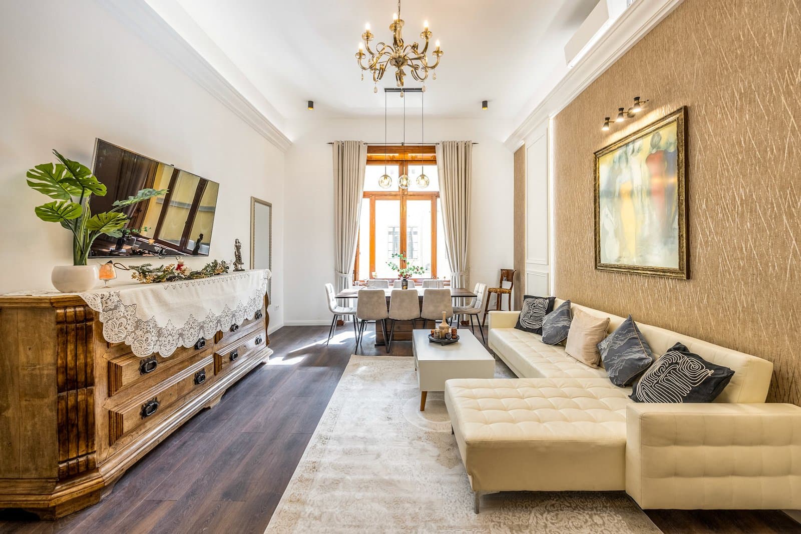 Living room — Apartment for Rent in Budapest – 6th District