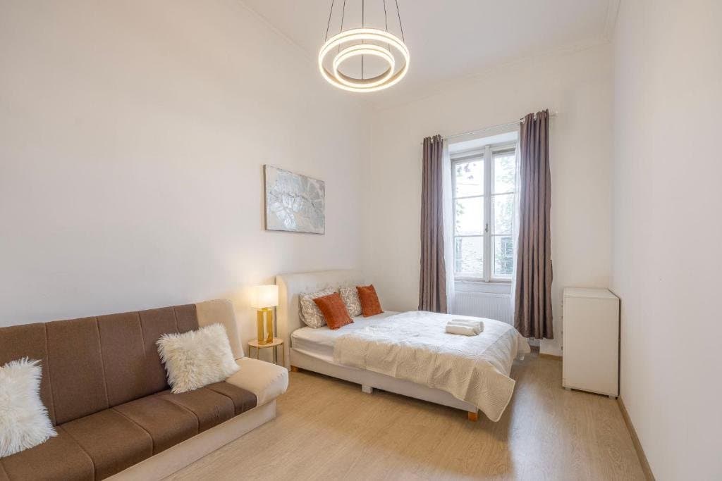 Kitchen — Apartment for Rent in Budapest – 6th District