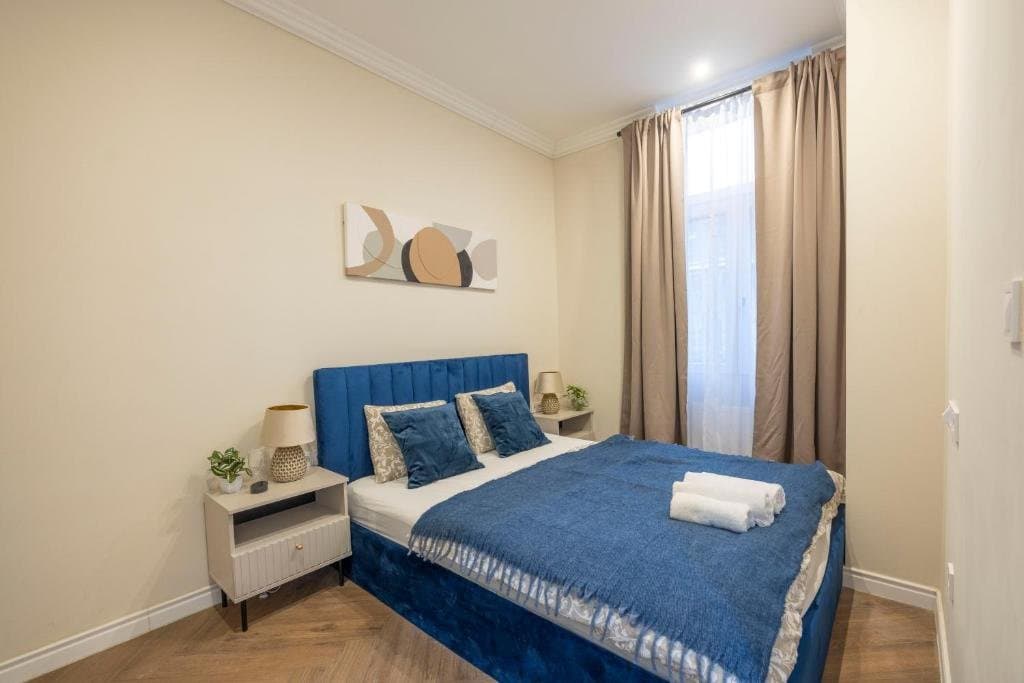 Hallway — Apartment for Rent in Budapest – 6th District
