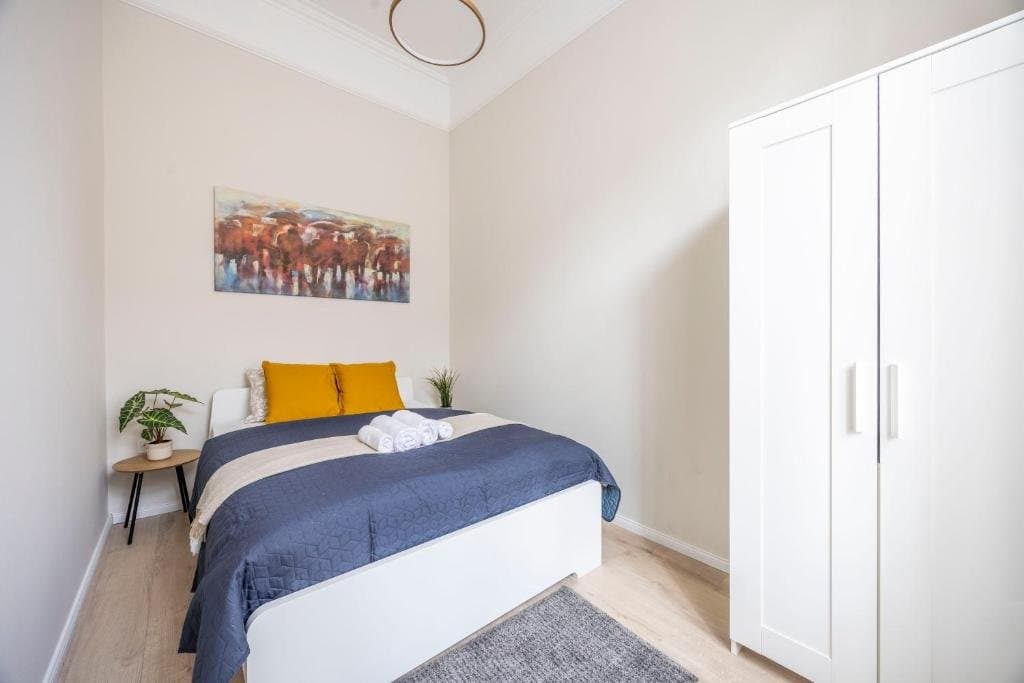 Living room — Apartment for Rent in Budapest – 6th District