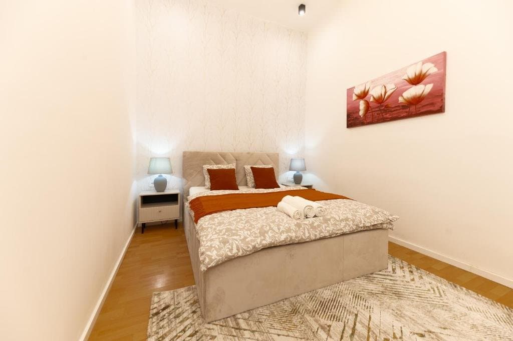 Dining area — Apartment for Rent in Budapest – 6th District