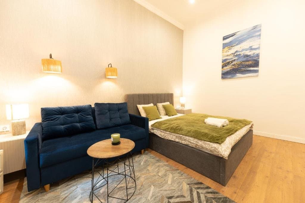 Building exterior — Apartment for Rent in Budapest – 6th District