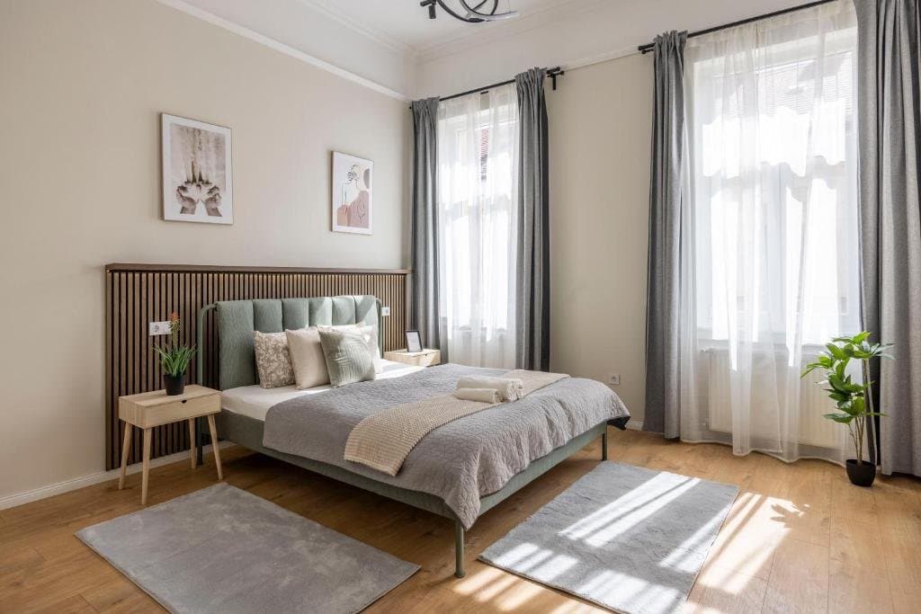 Hallway — Apartment for Rent in Budapest – 6th District