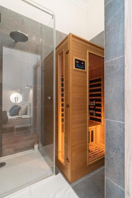 Bathroom — Apartment for Rent in Budapest – 6th District
