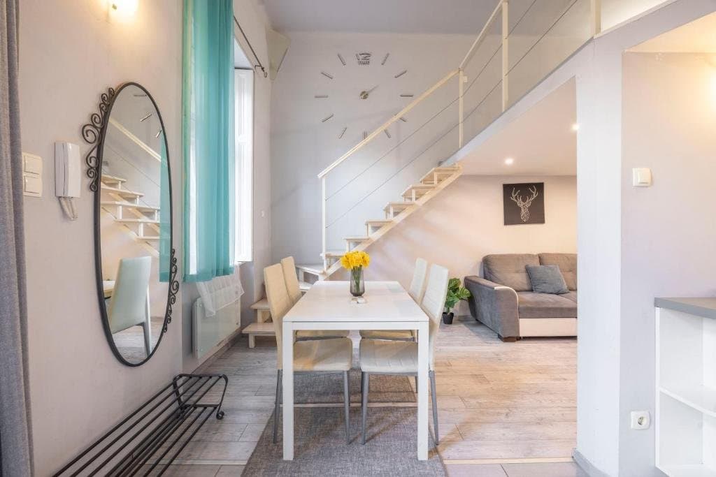 Dining area — Studio Apartment for Rent in Budapest – 6th District