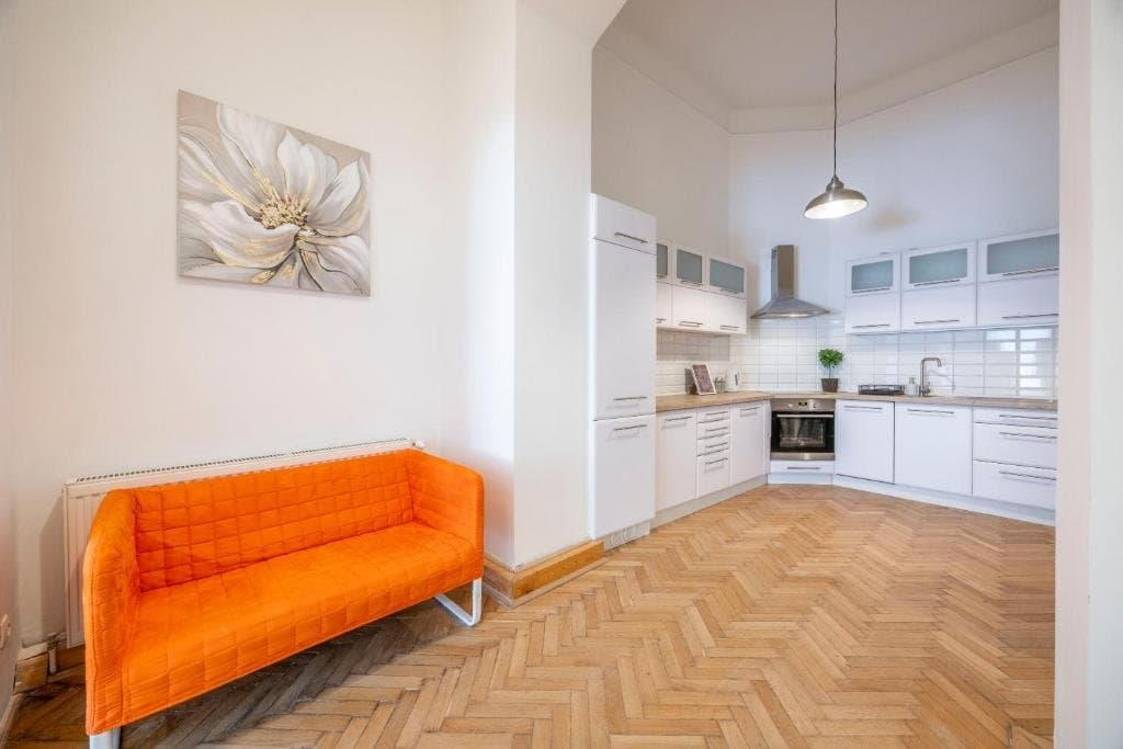 Balcony or window view — Apartment for Rent in Budapest – 6th District