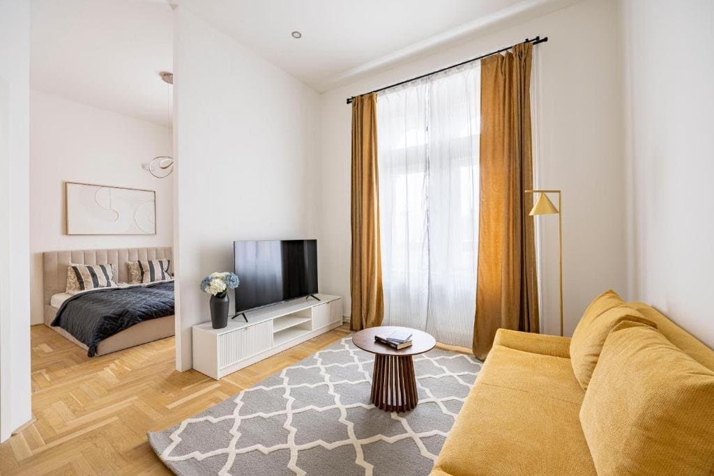 Living room — Apartment for Rent in Budapest – 6th District