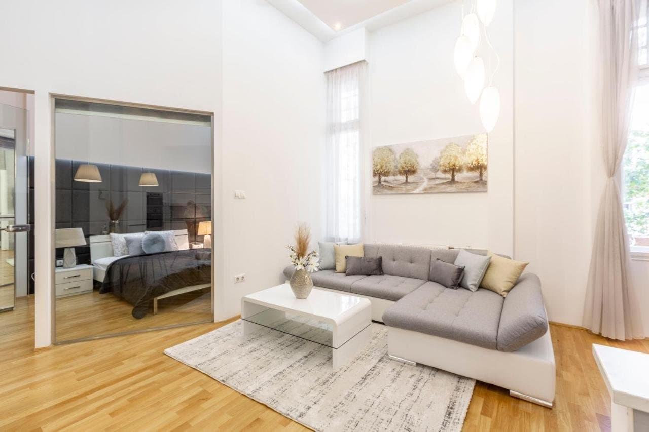 Living room — Apartment for Rent in Budapest – 6th District