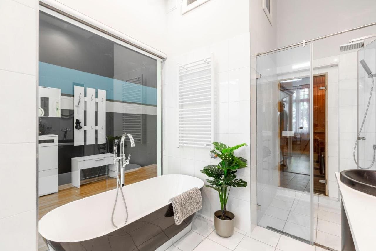 Balcony or window view — Apartment for Rent in Budapest – 6th District