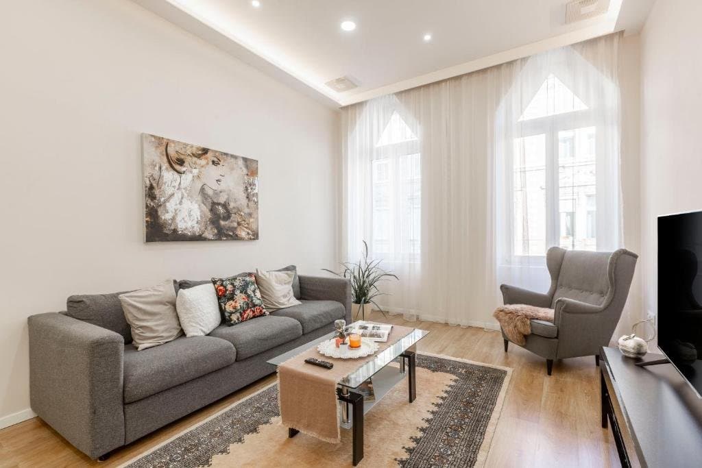 Balcony or window view — Apartment for Rent in Budapest – 6th District