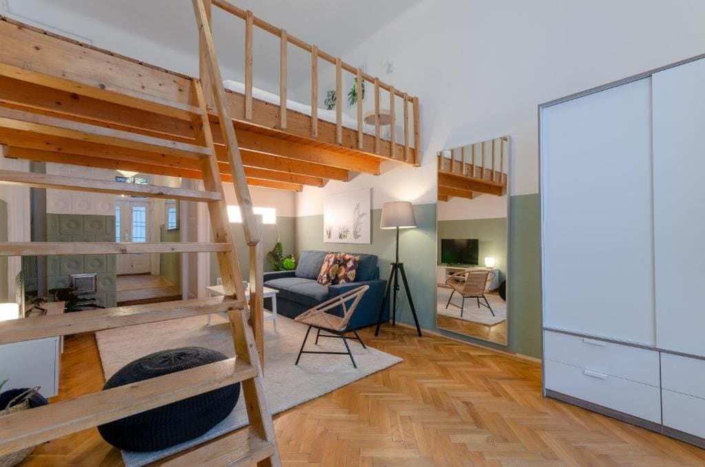 Living room — Studio for Sale in Budapest – District 7th