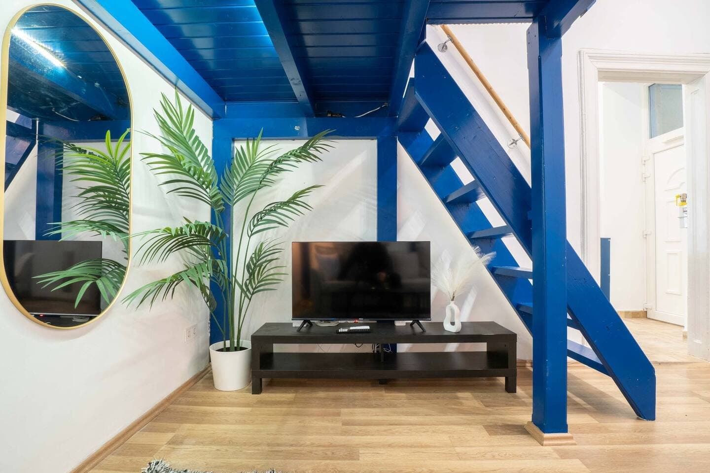 Street view — Studio for Sale in Budapest – District 6