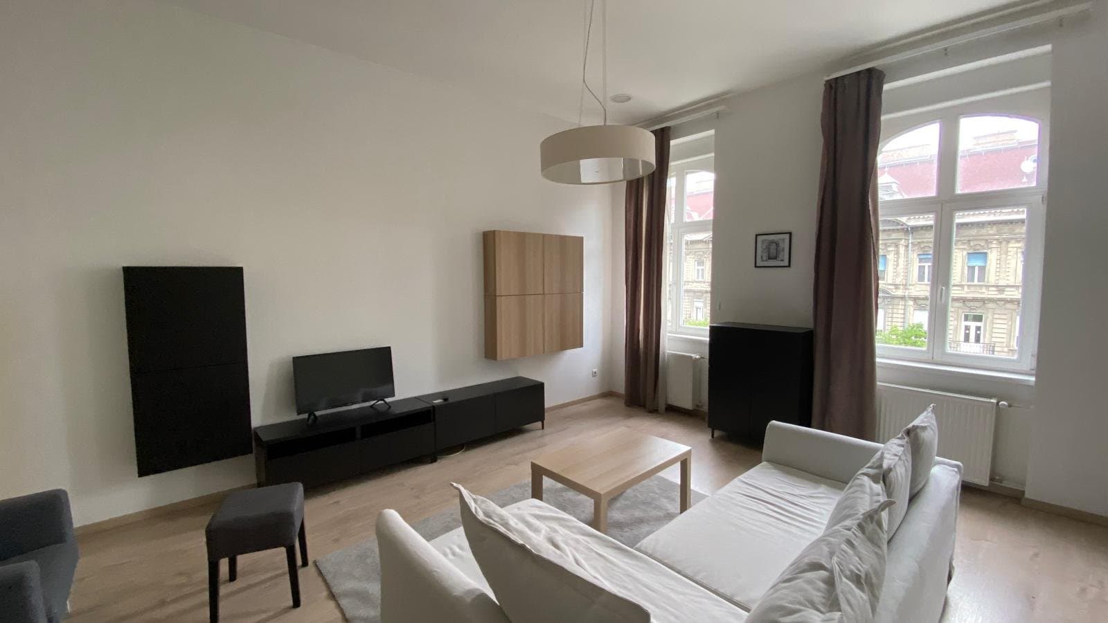 Street view — 2-Bedroom Apartment for Rent Budapest