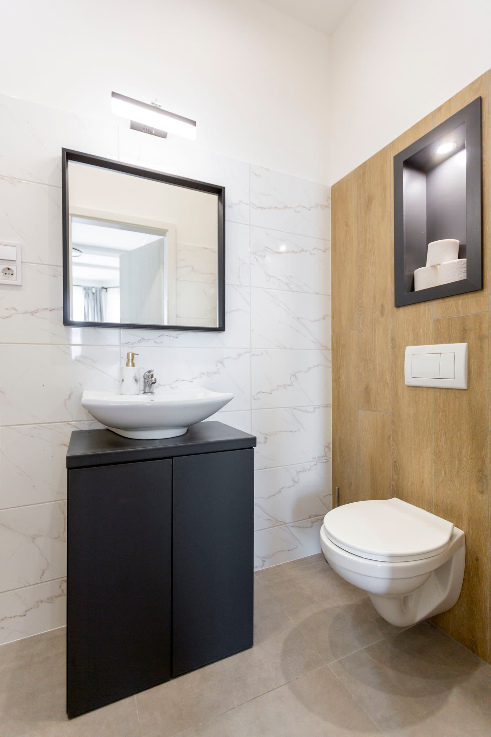 Kitchen — Lux 2-Bedroom Apartment for Rent Budapest – Right Next to Veterinary University