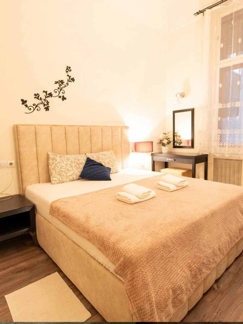 Living room — Apartment for Sale in Budapest – 1-Bedroom at District 5