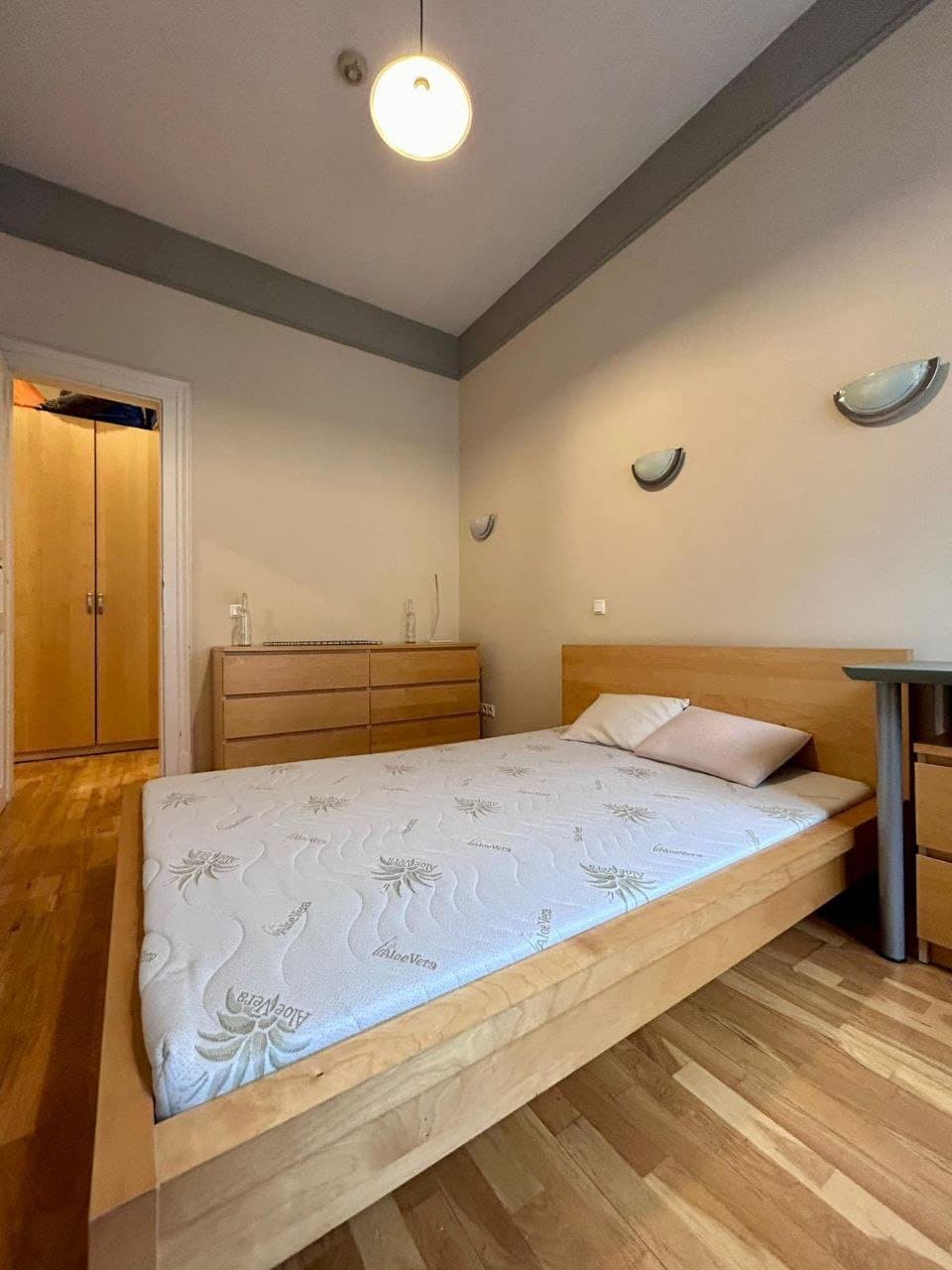 Bedroom — 3-Bedroom Apartment Budapest 9th District – For Rent