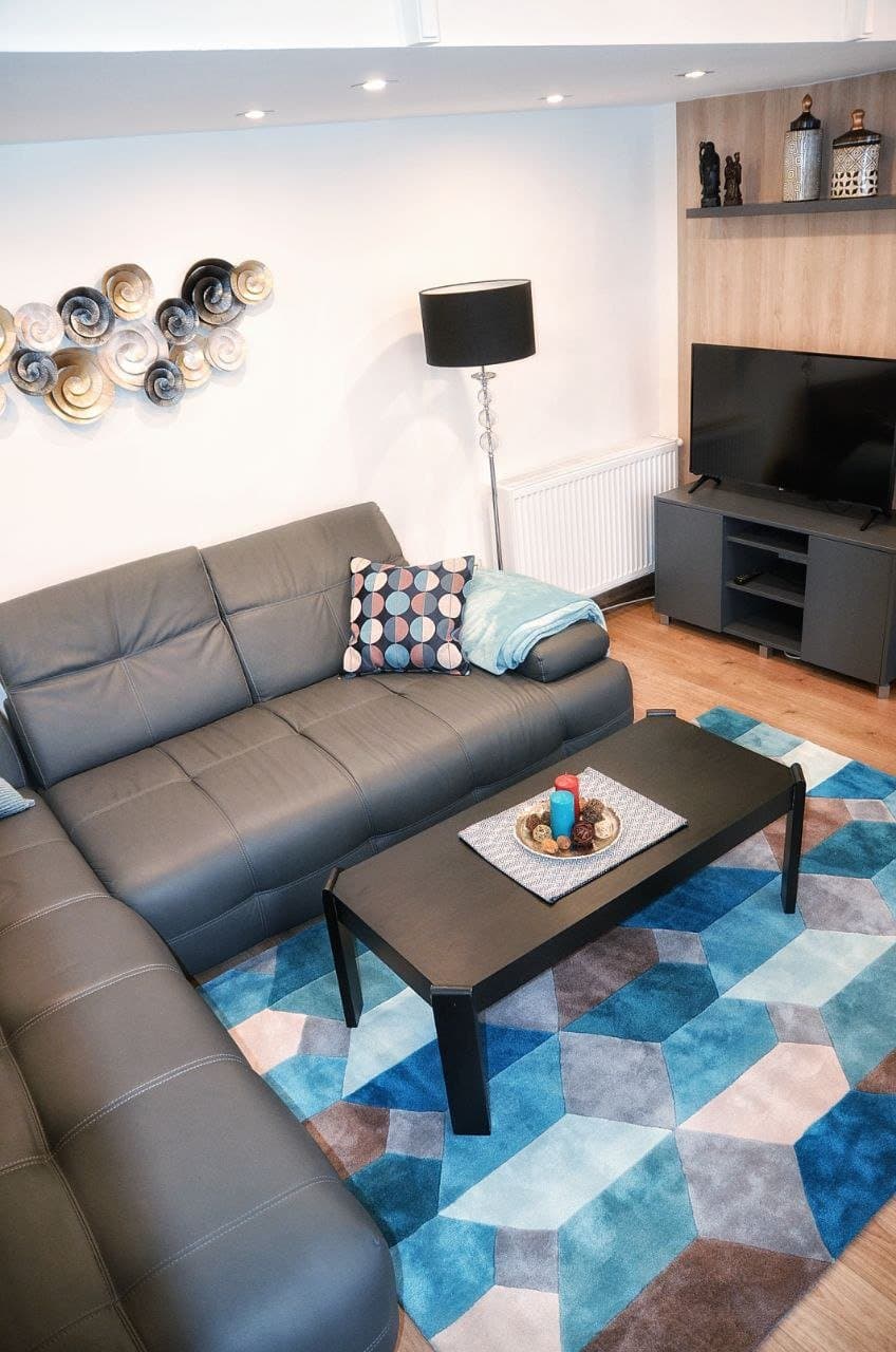 Bathroom — Modern Gallery Apartment Budapest 6th District – For Rent