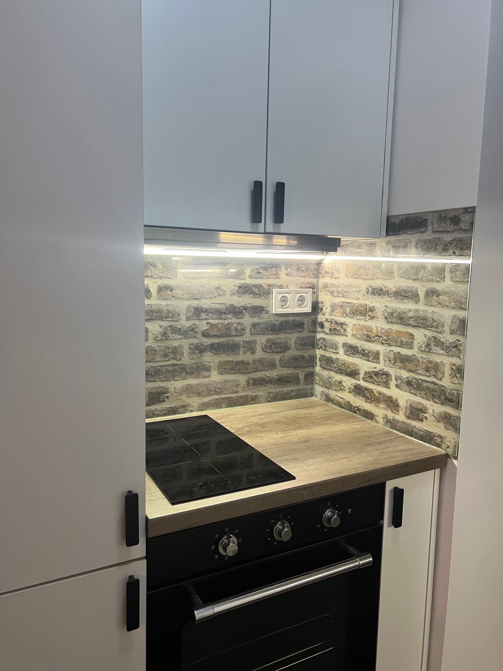 Balcony or window view — Studio Apartment on Budapest 5th district Váci Utca – City Center Rent