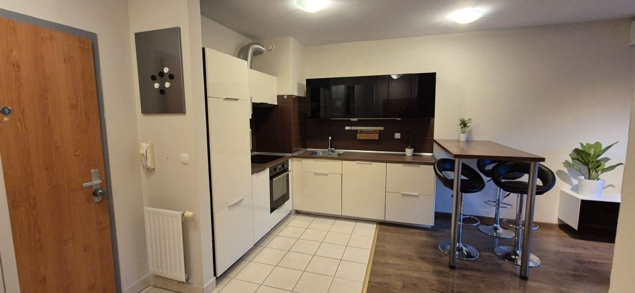 Dining area — Garden Apartment Budapest 8th District – For Sale with Private Terrace