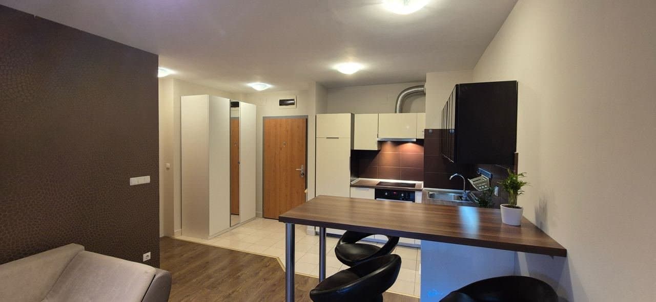 Building exterior — Garden Apartment Budapest 8th District – For Sale with Private Terrace