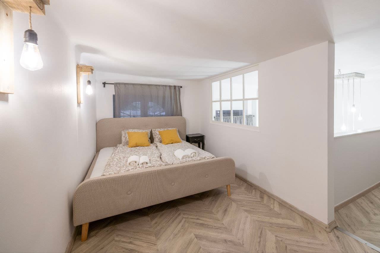 Second bedroom — Stylish Gallery Apartment for Rent in Budapest 7th District