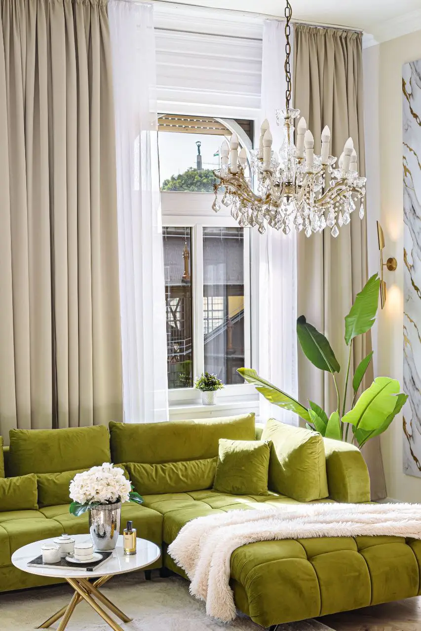 Bedroom — Luxury 2-Bedroom Apartment for Rent in Budapest 9th District – Pet Friendly with Liberty Statue View