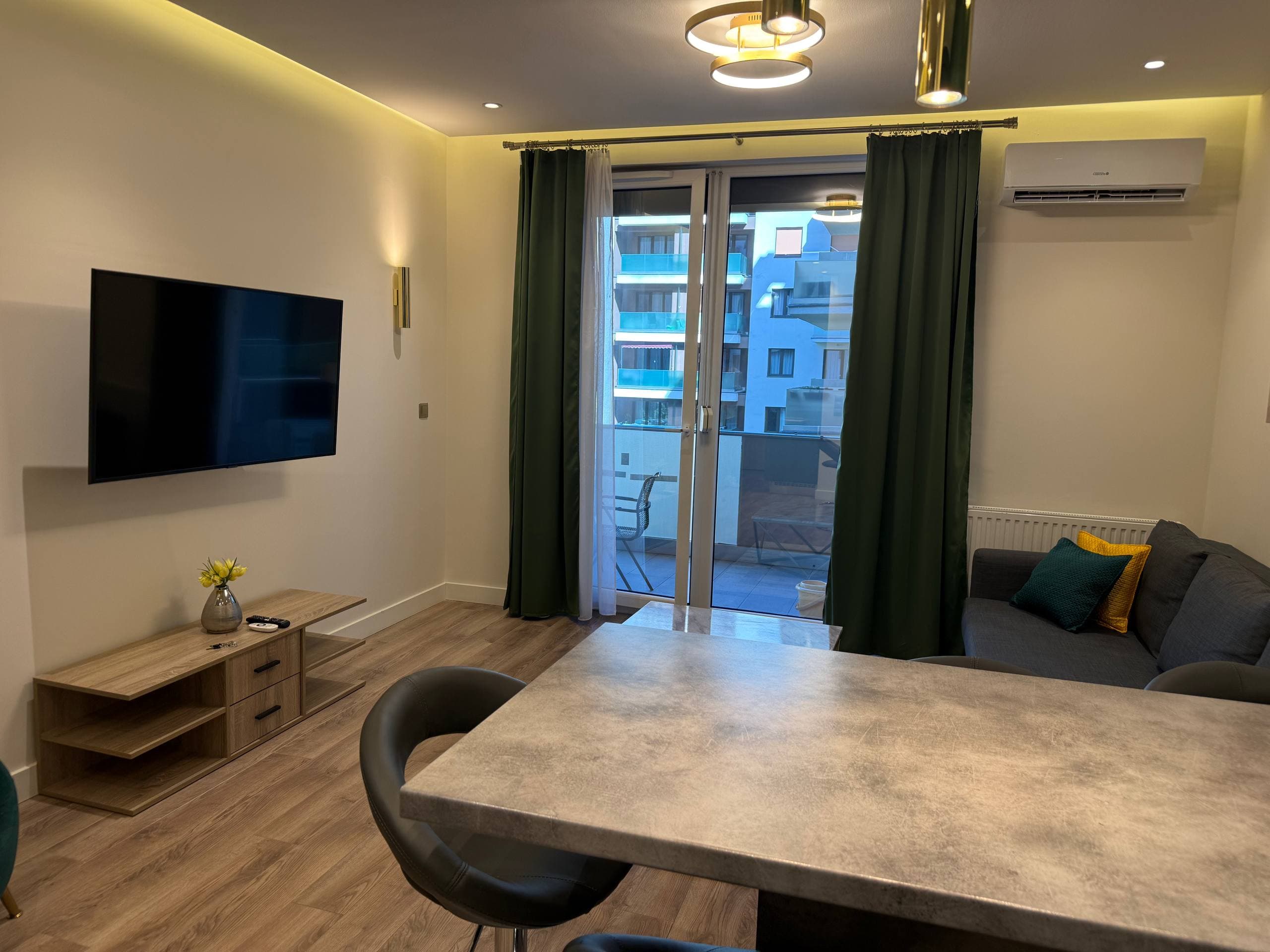 2 bedroom apartment Budapest