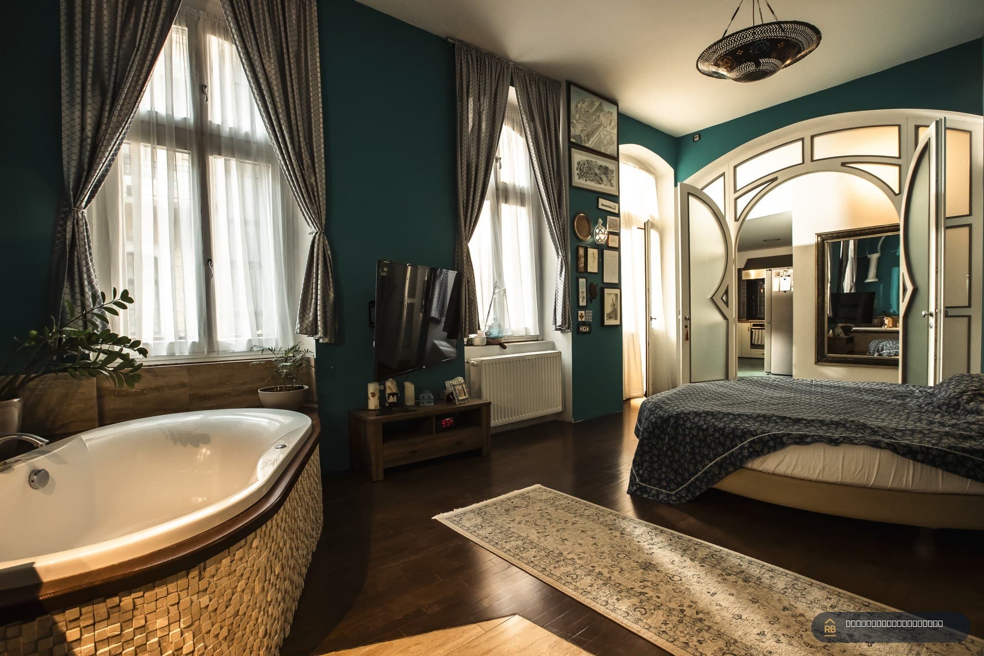 3-Bedroom Király Street Apartment for Sale – Budapest VII