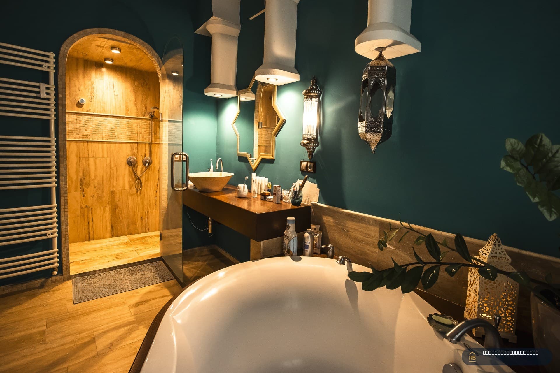 3-Bedroom Király Street Apartment for Sale – Budapest VII