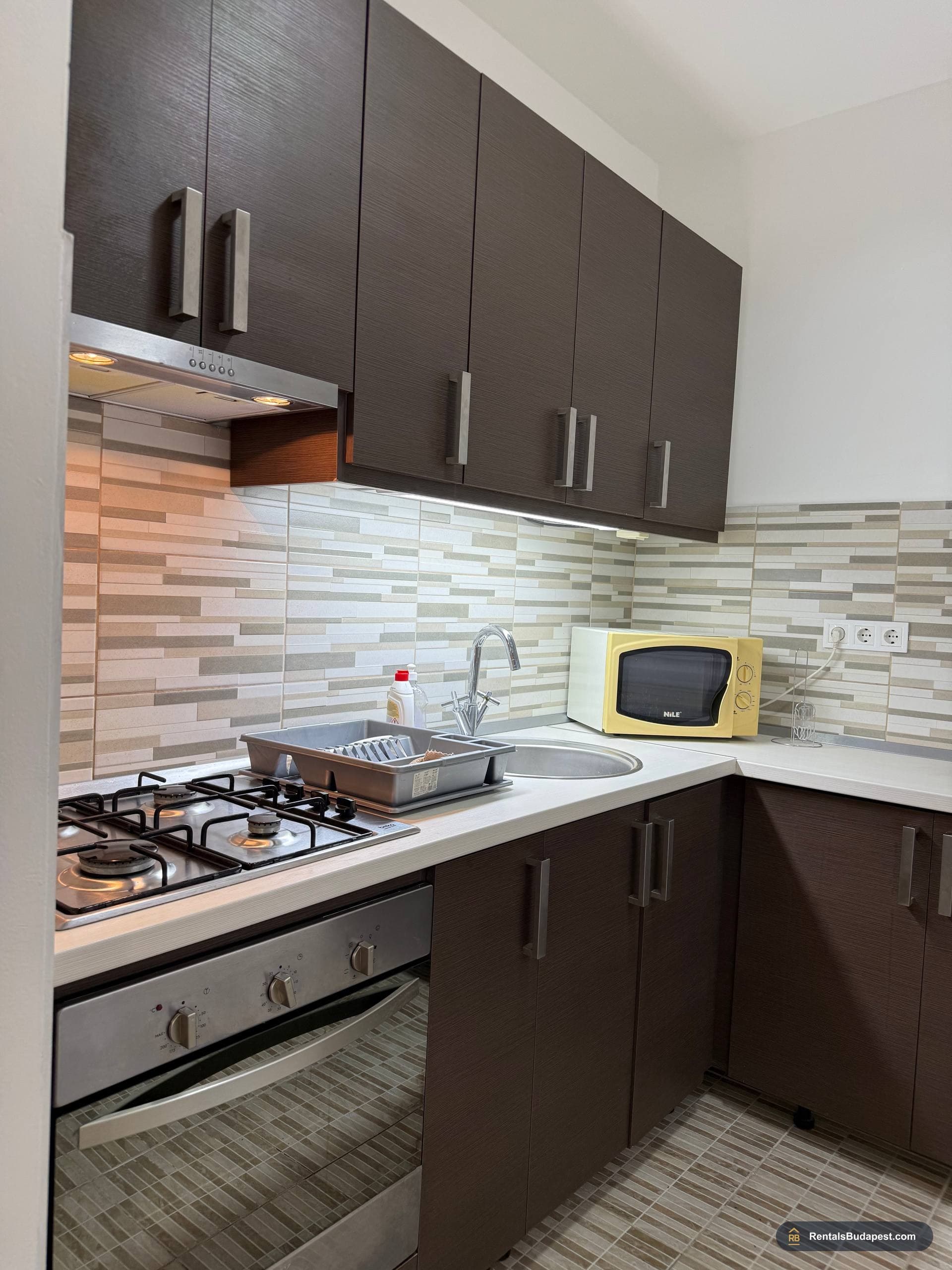 1-Bedroom Apartment for Rent Vagihid 30  – Budapest District IX