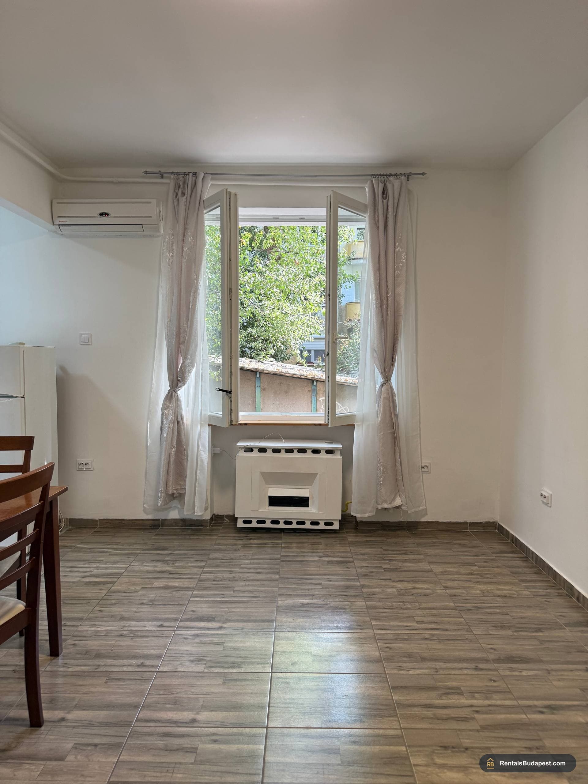 1-Bedroom Apartment for Rent Vagihid 30  – Budapest District IX