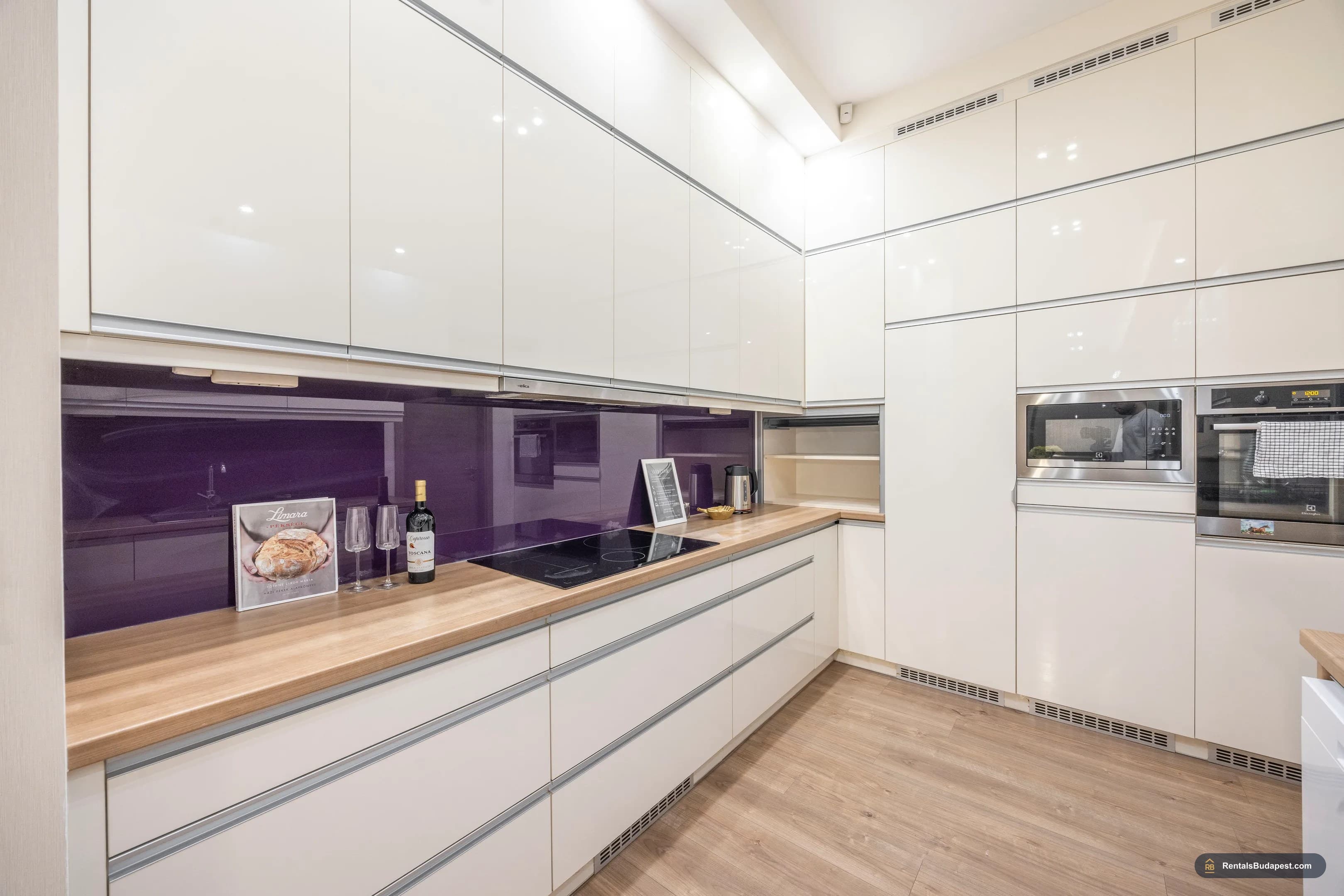 5-Bedroom Luxury Apartment for Sale – Király utca 24, Budapest VI