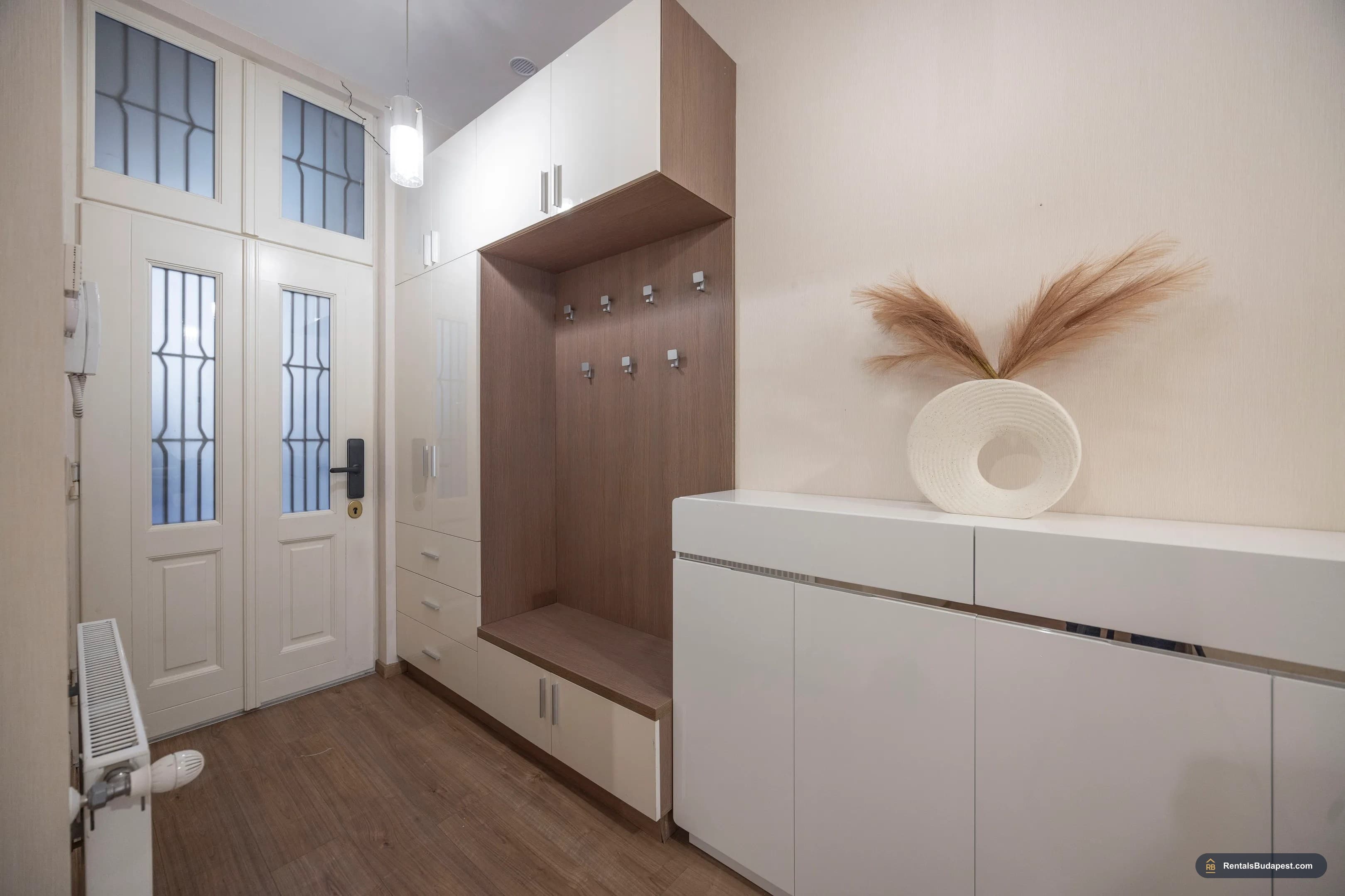 5-Bedroom Luxury Apartment for Sale – Király utca 24, Budapest VI