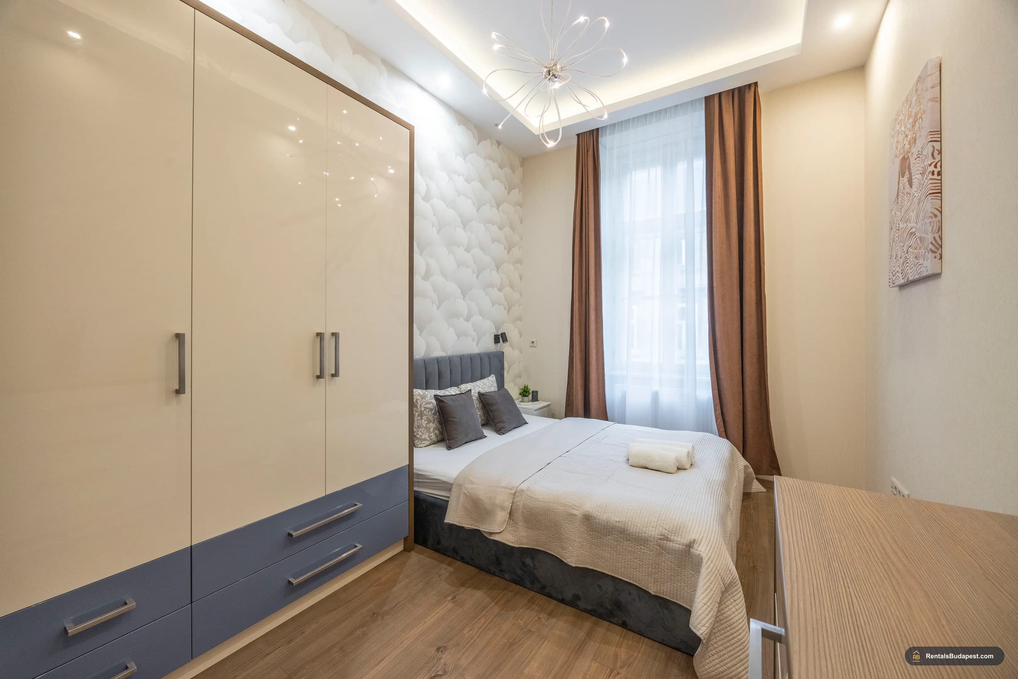 5-Bedroom Luxury Apartment for Sale – Király utca 24, Budapest VI