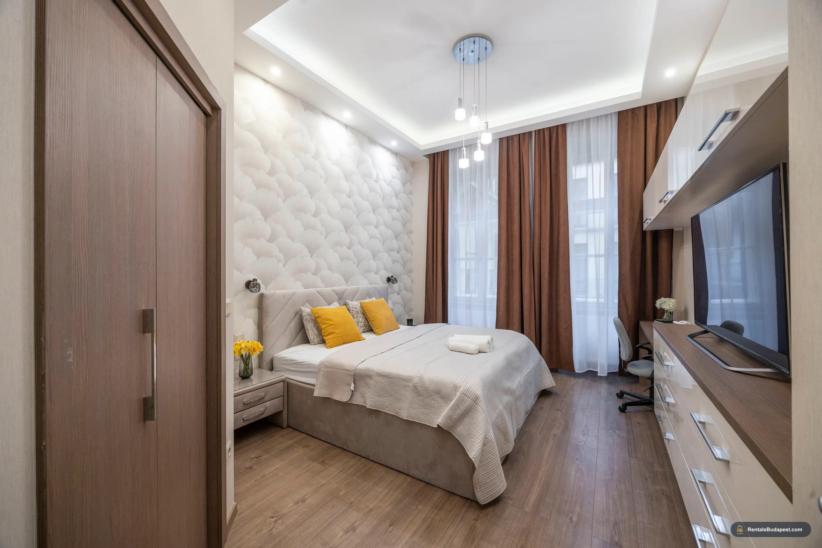 5-Bedroom Luxury Apartment for Sale – Király utca 24, Budapest VI