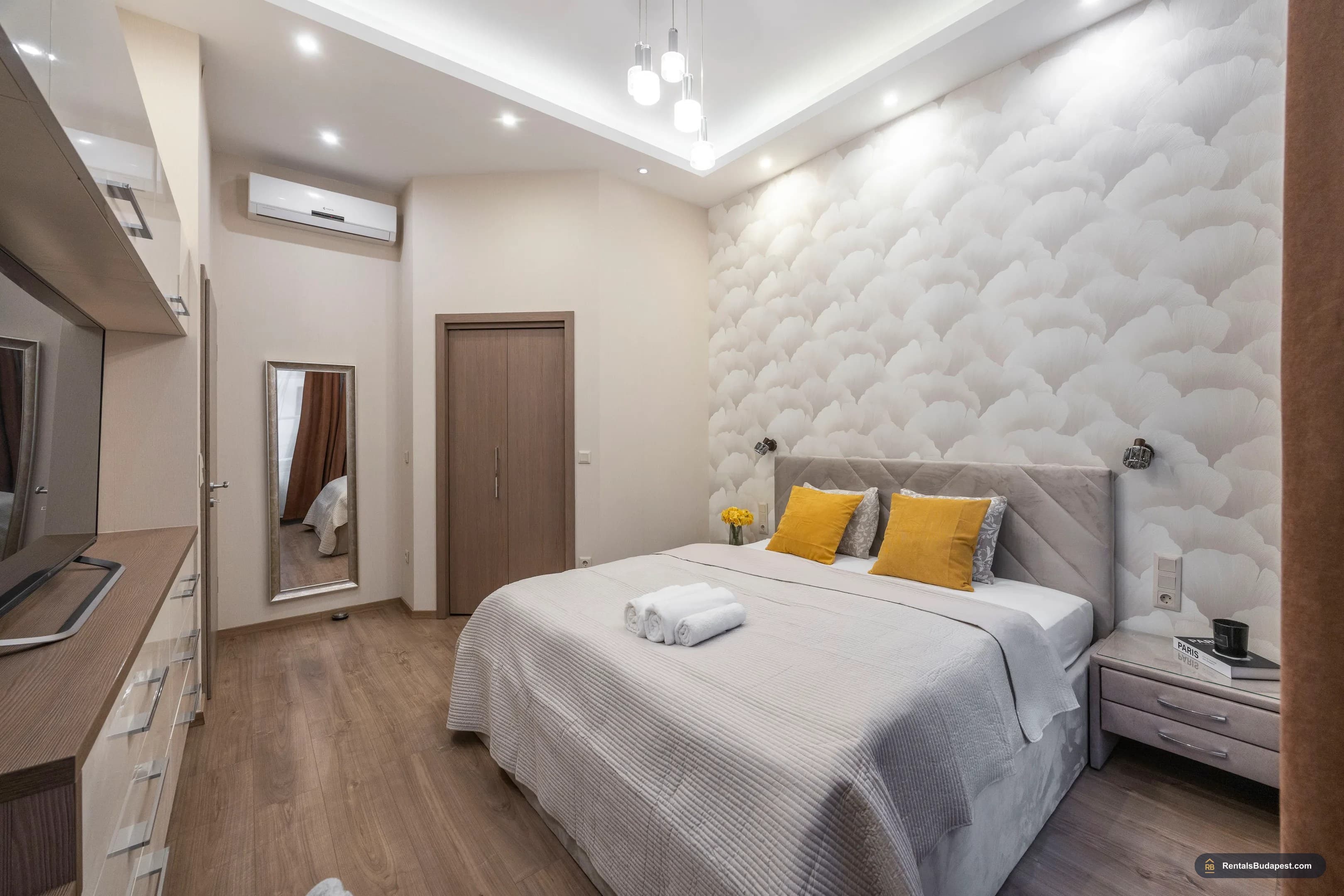 5-Bedroom Luxury Apartment for Sale – Király utca 24, Budapest VI