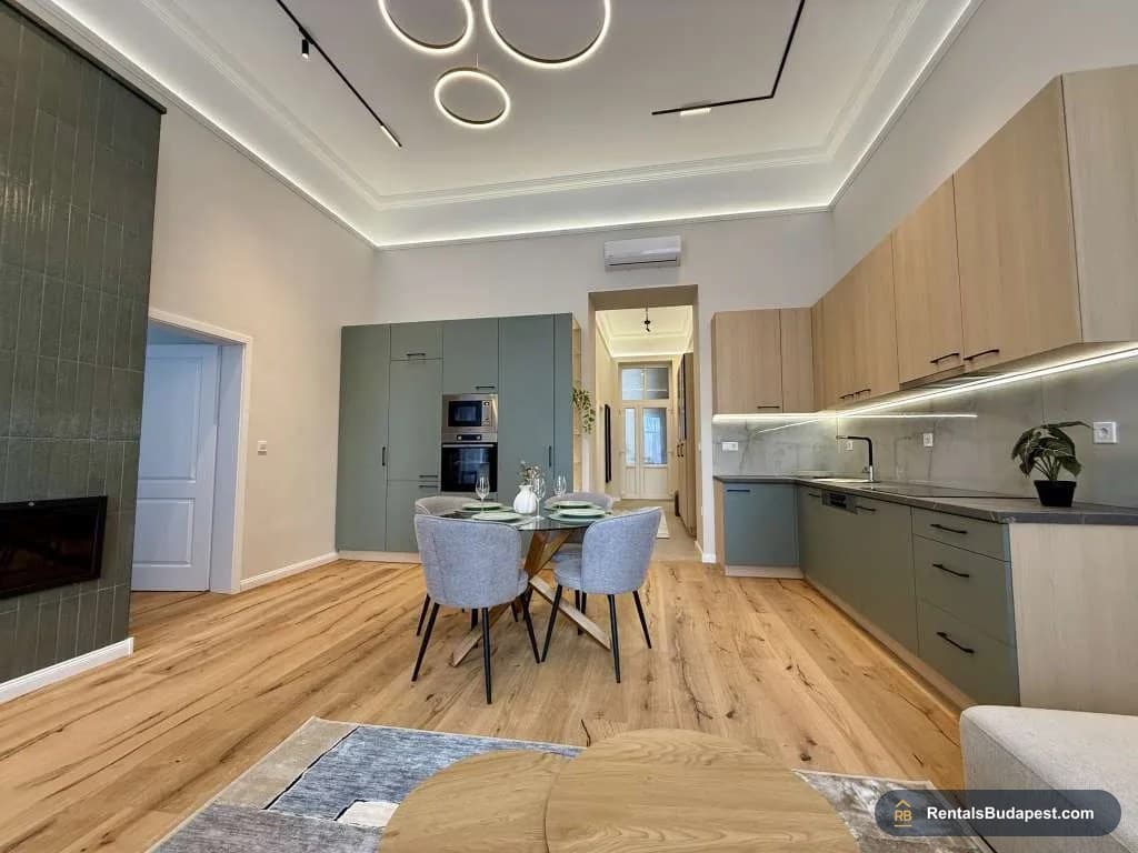 4-Bedroom Apartment for Sale – Szent István körút 23, Budapest V