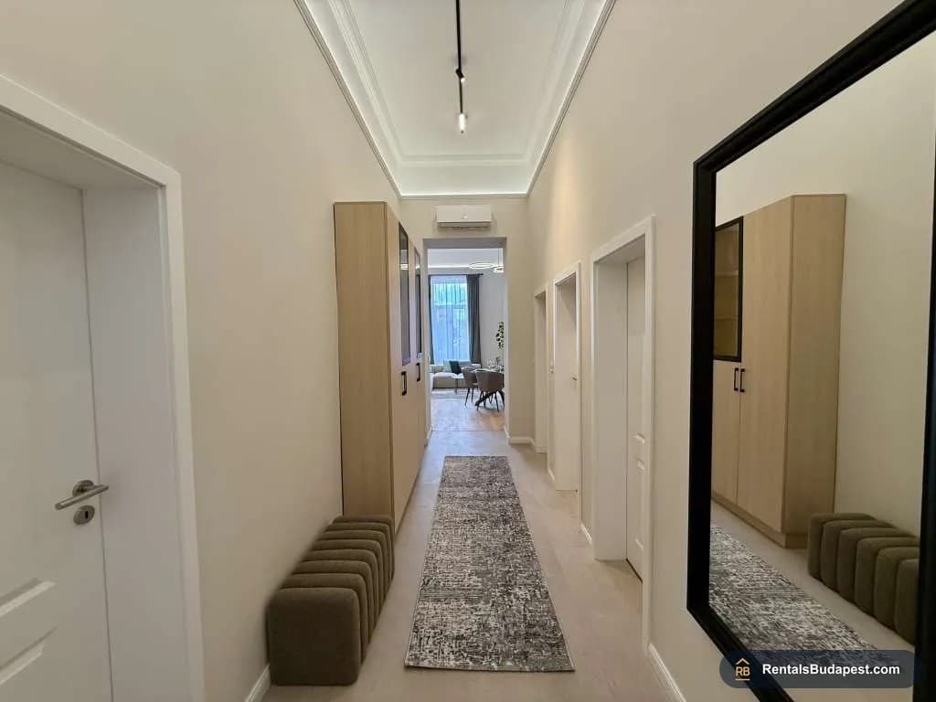 4-Bedroom Apartment for Sale – Szent István körút 23, Budapest V