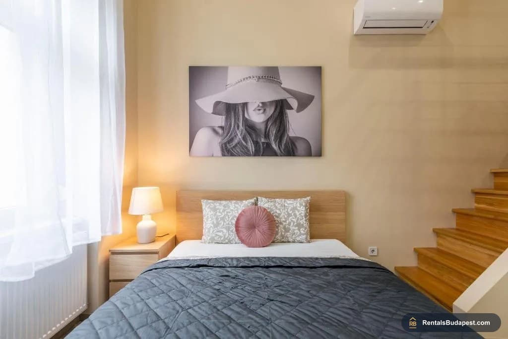 3-Bedroom Apartment for Sale – Bajcsy-Zsilinszky út 63, Budapest VI