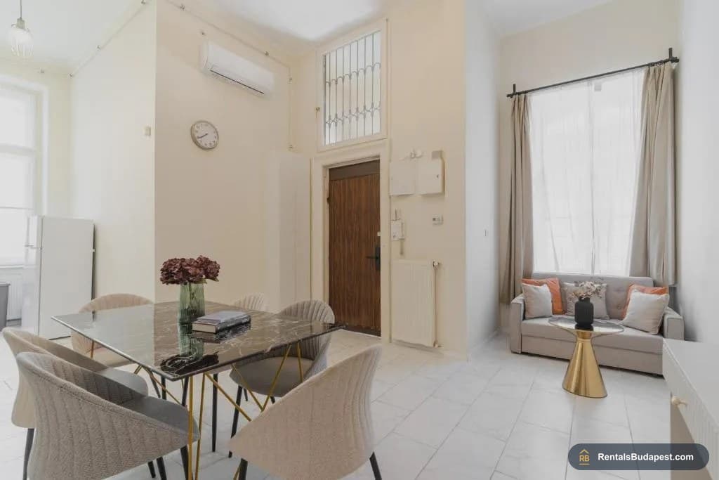 3-Bedroom Apartment for Sale – Teréz körút 8, Budapest VI