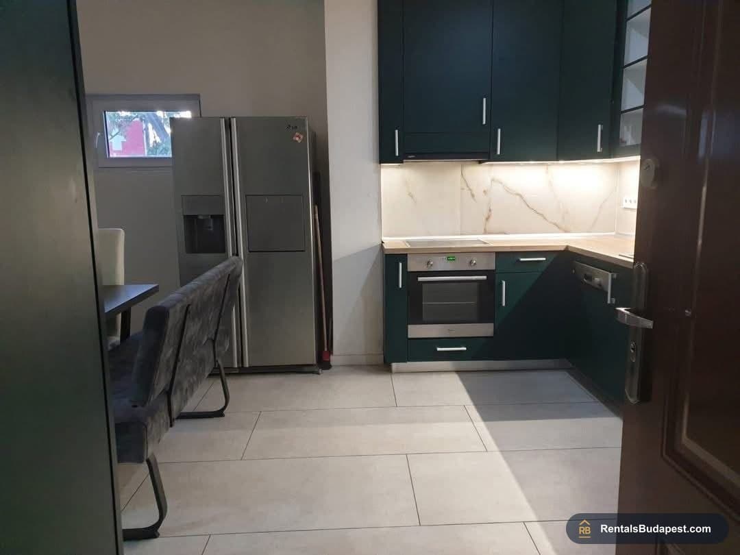 3-Bedroom Apartment for Sale – Hungária körút 111, Budapest XIV