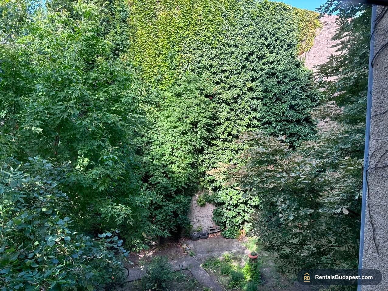 3-Bedroom Apartment for Sale – Hungária körút 111, Budapest XIV