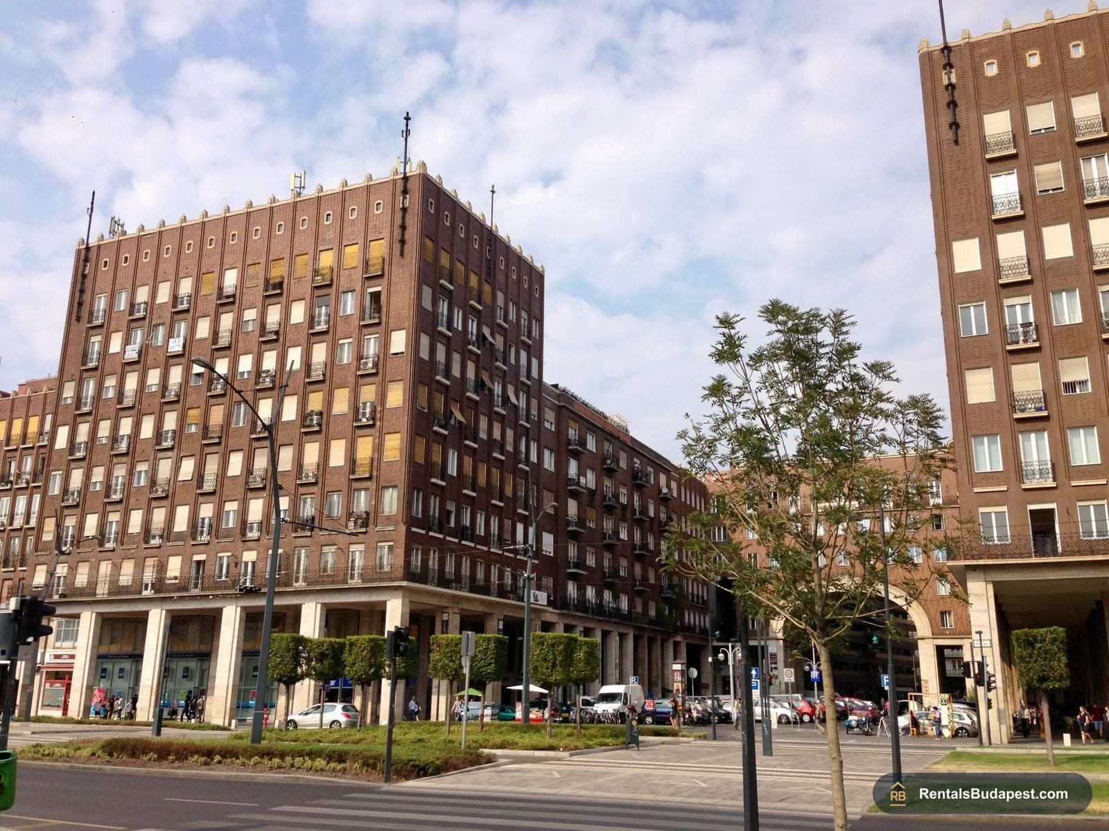  2-Bedroom Apartment for Rent – Madách Imre Square, Budapest VII