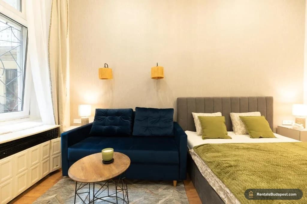 2-Bedroom Apartment for Sale - Mozsár utca 6, District VI