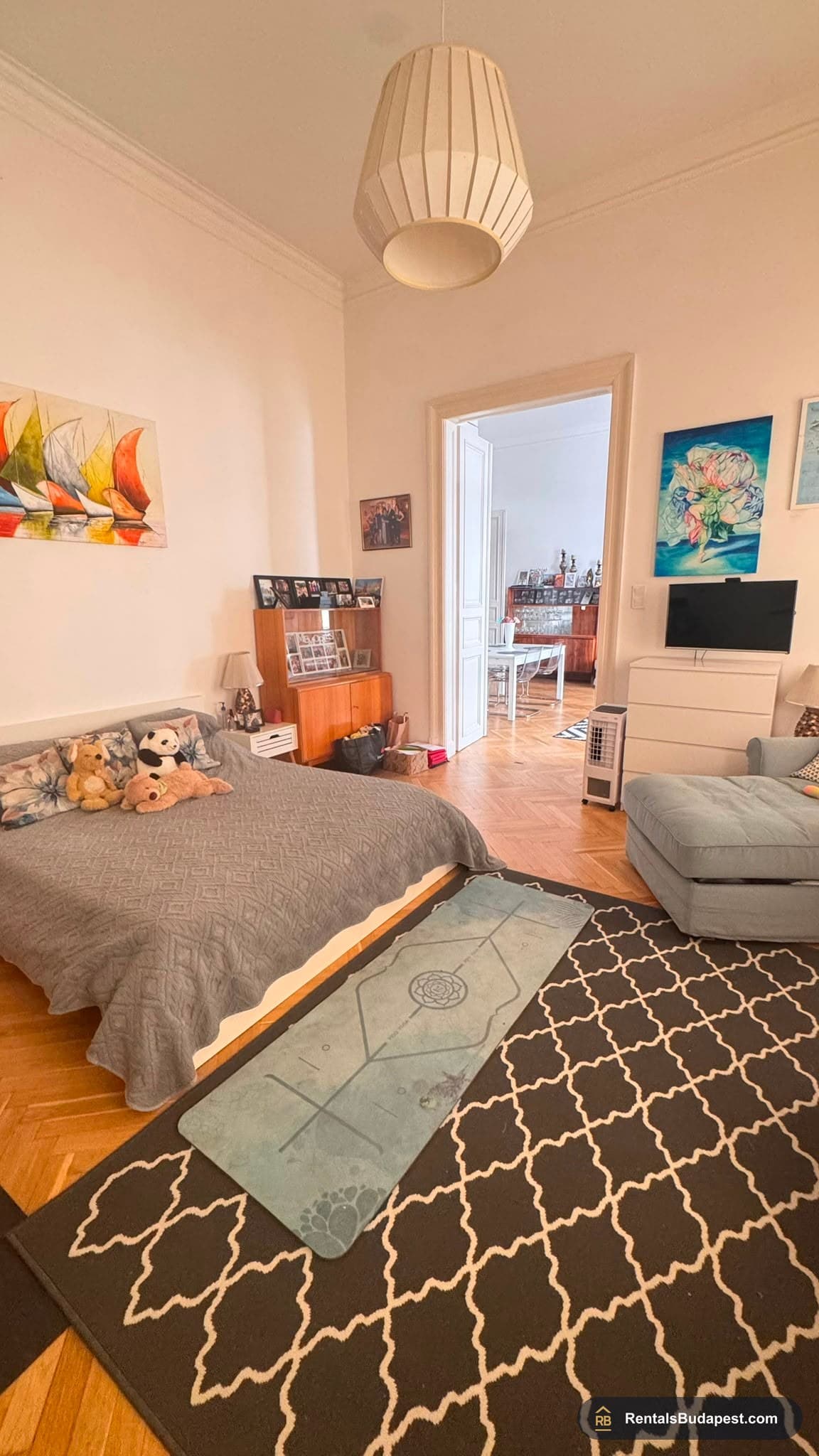 2-Bedroom Apartment for Rent - Petőfi Sándor Street, District V