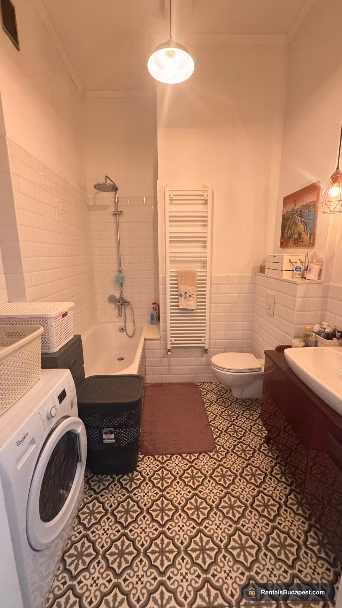 2-Bedroom Apartment for Rent - Petőfi Sándor Street, District V