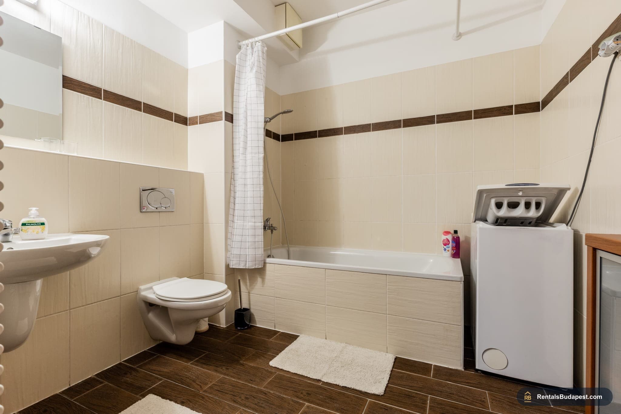 1-Bedroom Apartment for Rent - Lovag utca 8, District VI