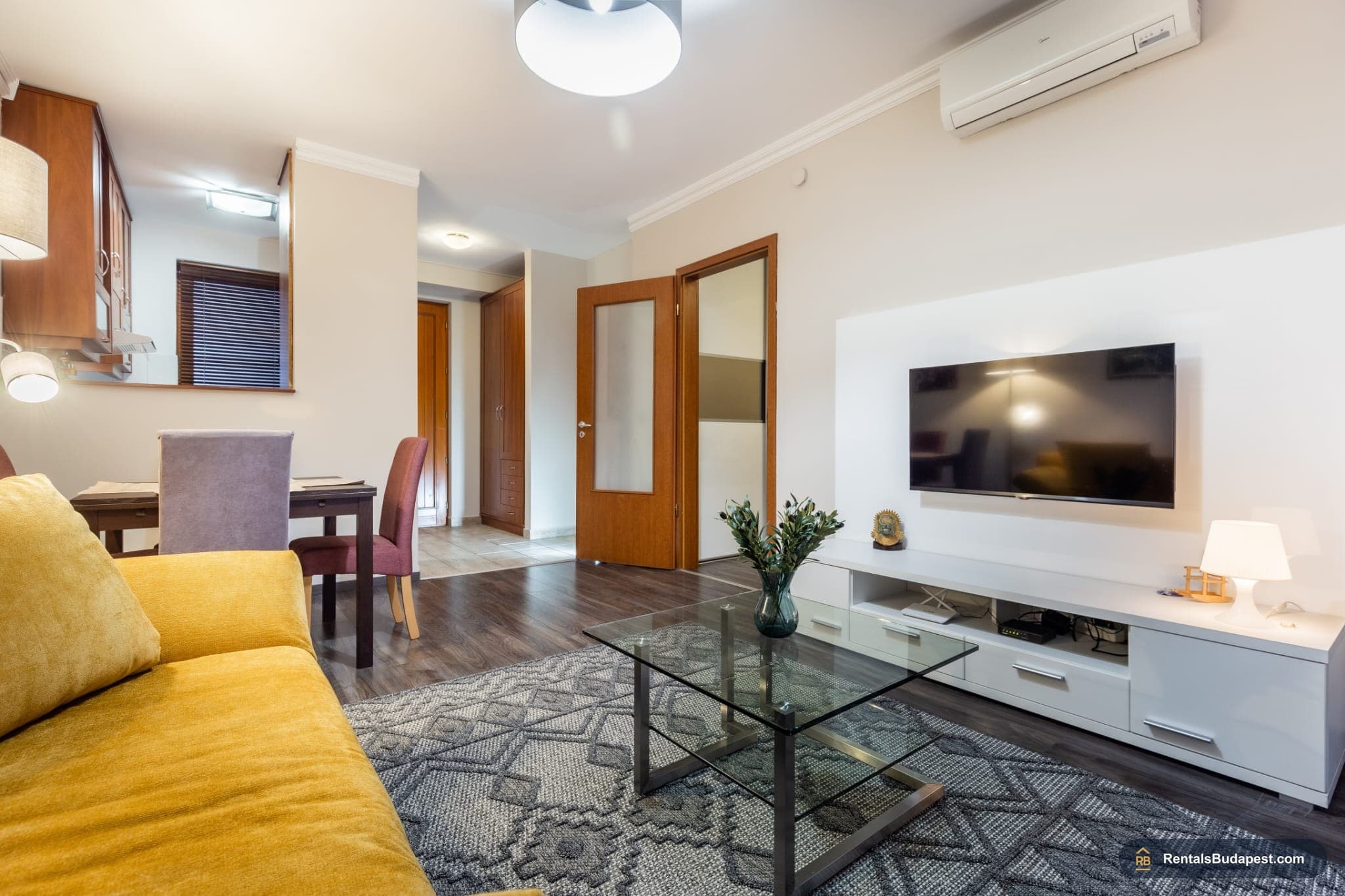 1-Bedroom Apartment for Rent - Lovag utca 8, District VI