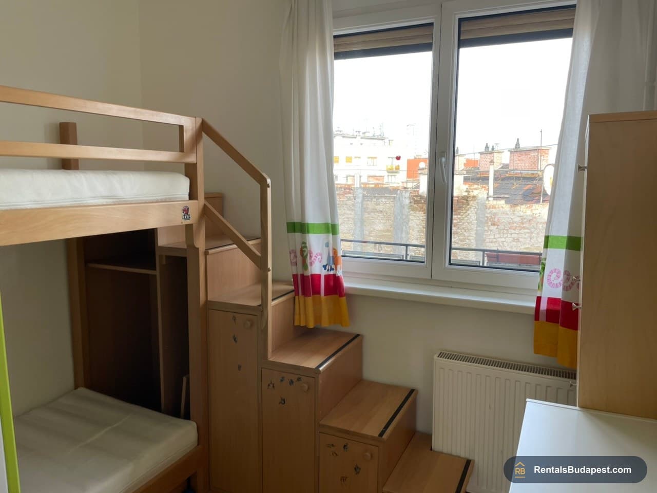 2-Bedroom Apartment for Rent in Böszörményi Street, District XII