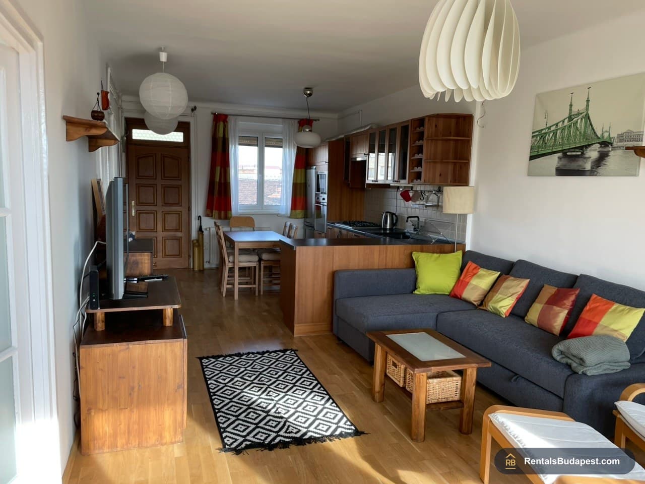 2-Bedroom Apartment for Rent in Böszörményi Street, District XII